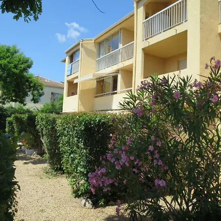 Appartement Port Frejus Avec Loggia Et Acces Plages A Pieds Exterior foto